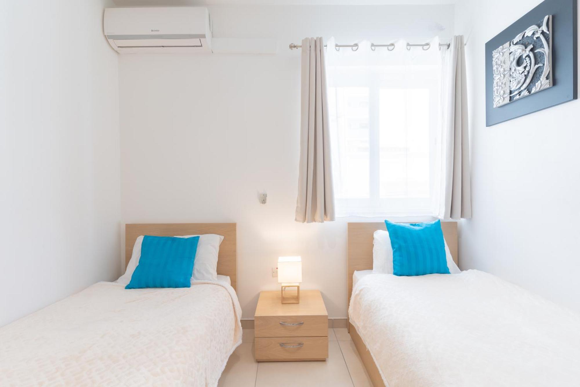 2 Bedroom In Central St Julians Prime Location In Paceville Apt 3 By Vaganza Saint Julian's Εξωτερικό φωτογραφία