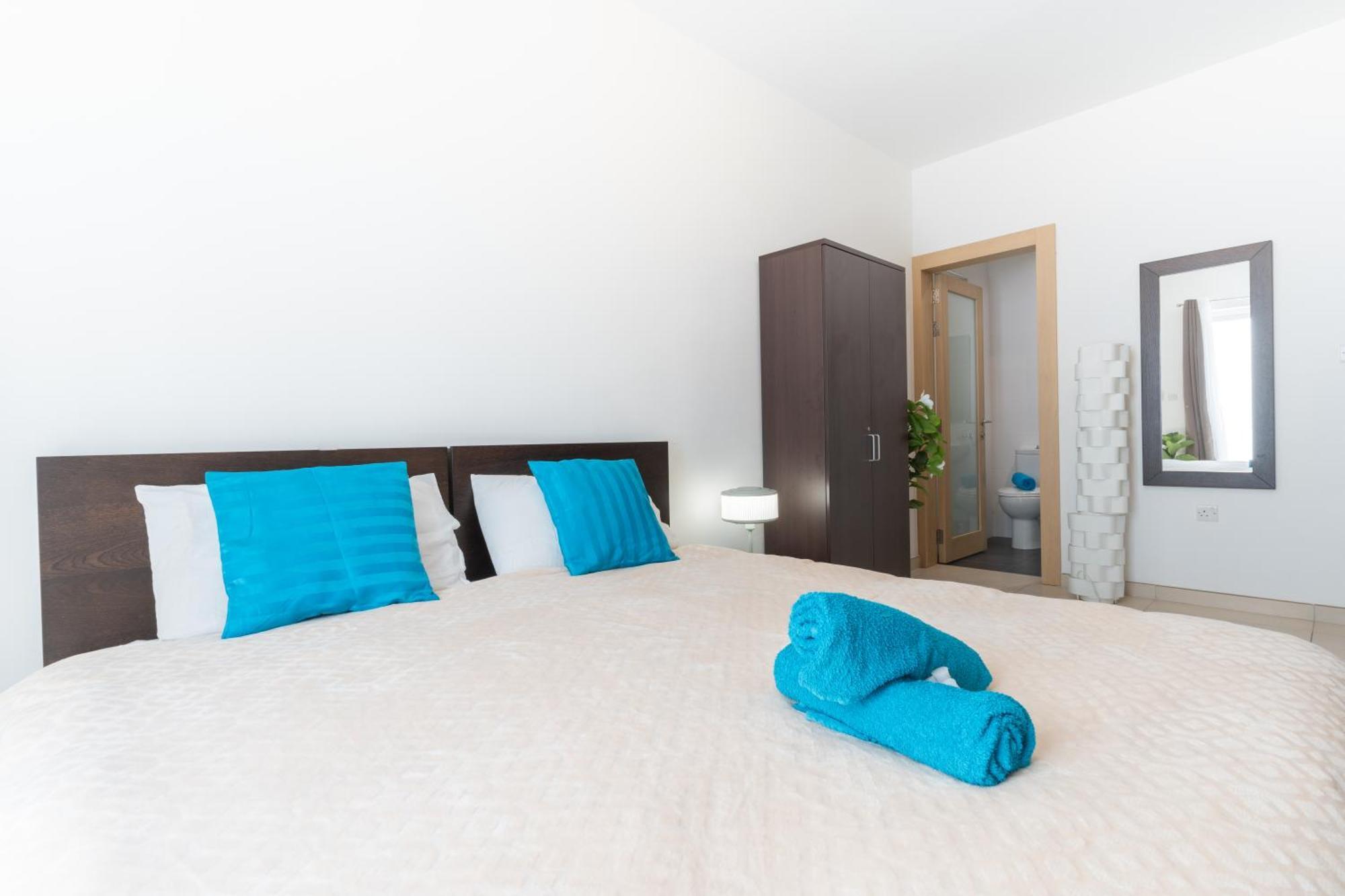 2 Bedroom In Central St Julians Prime Location In Paceville Apt 3 By Vaganza Saint Julian's Εξωτερικό φωτογραφία
